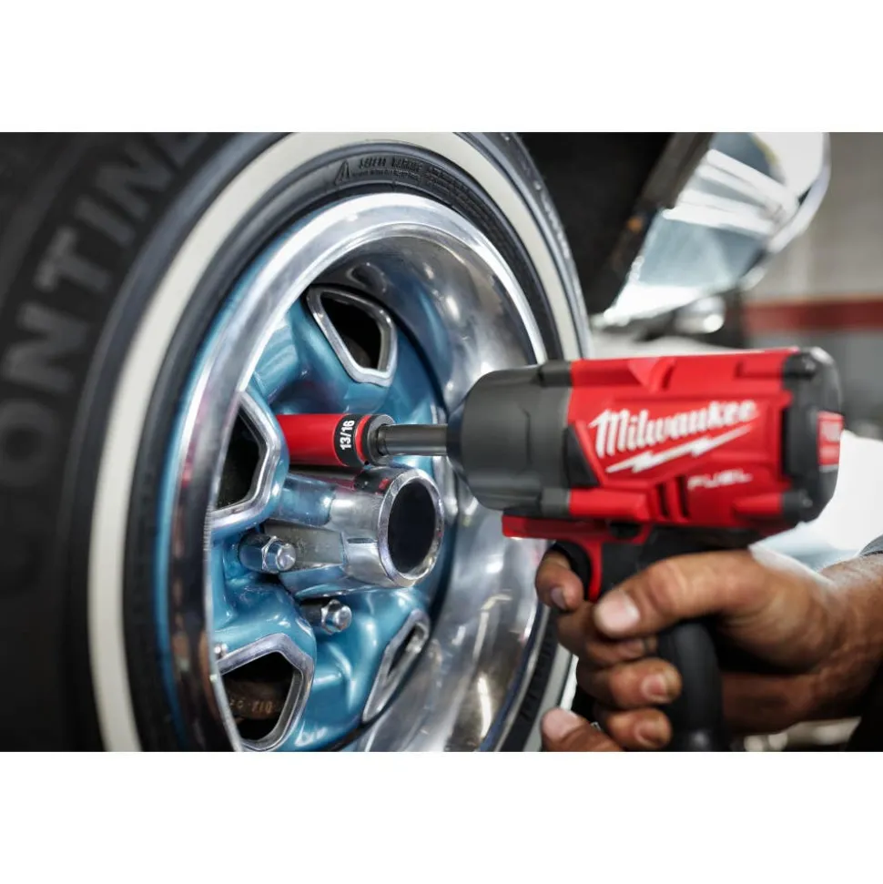 Milwaukee SHOCKWAVE Impact Duty 1/2" Drive 23MM Metric Lug Nut Wheel Socket 49-66-7808